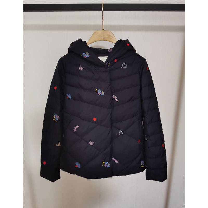 希哥弟思媞女装正品2020冬季新款连帽短外套白鸭绒轻薄羽绒服