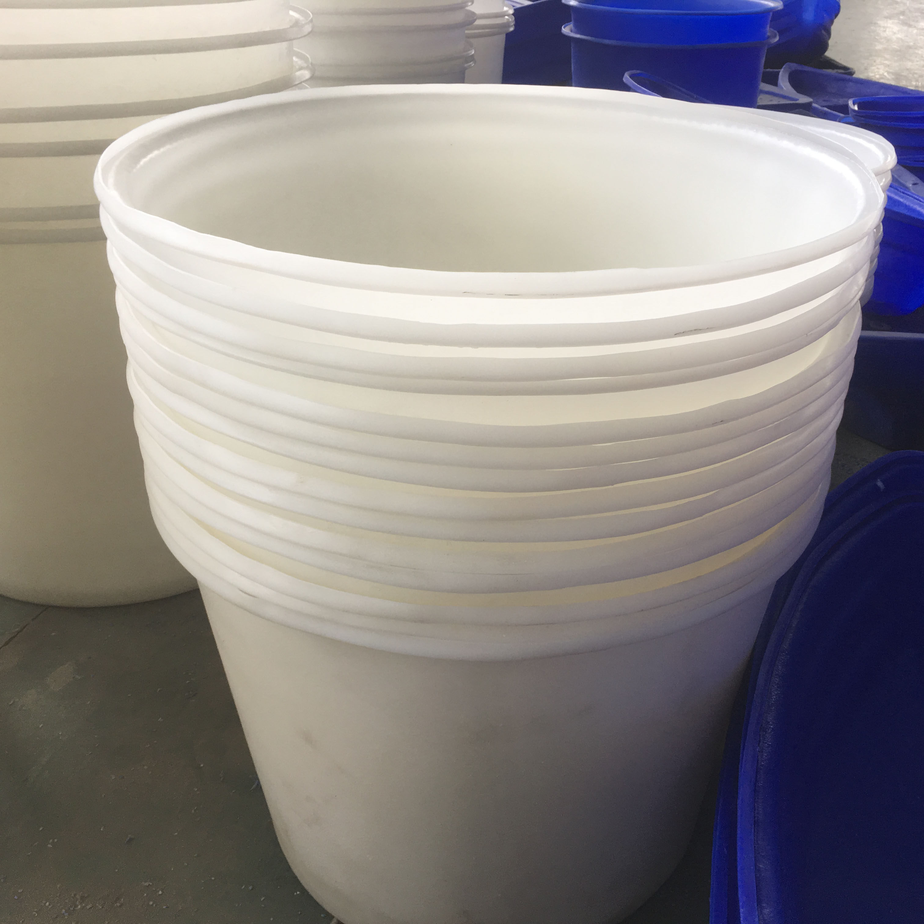 食品品级200升塑料圆桶300l大水水桶500l公斤水桶