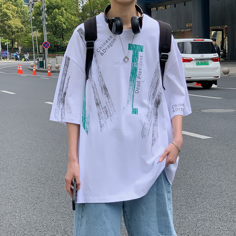 港风短袖t恤男潮牌夏季2022新款大码宽松国潮半袖学生五分袖体恤