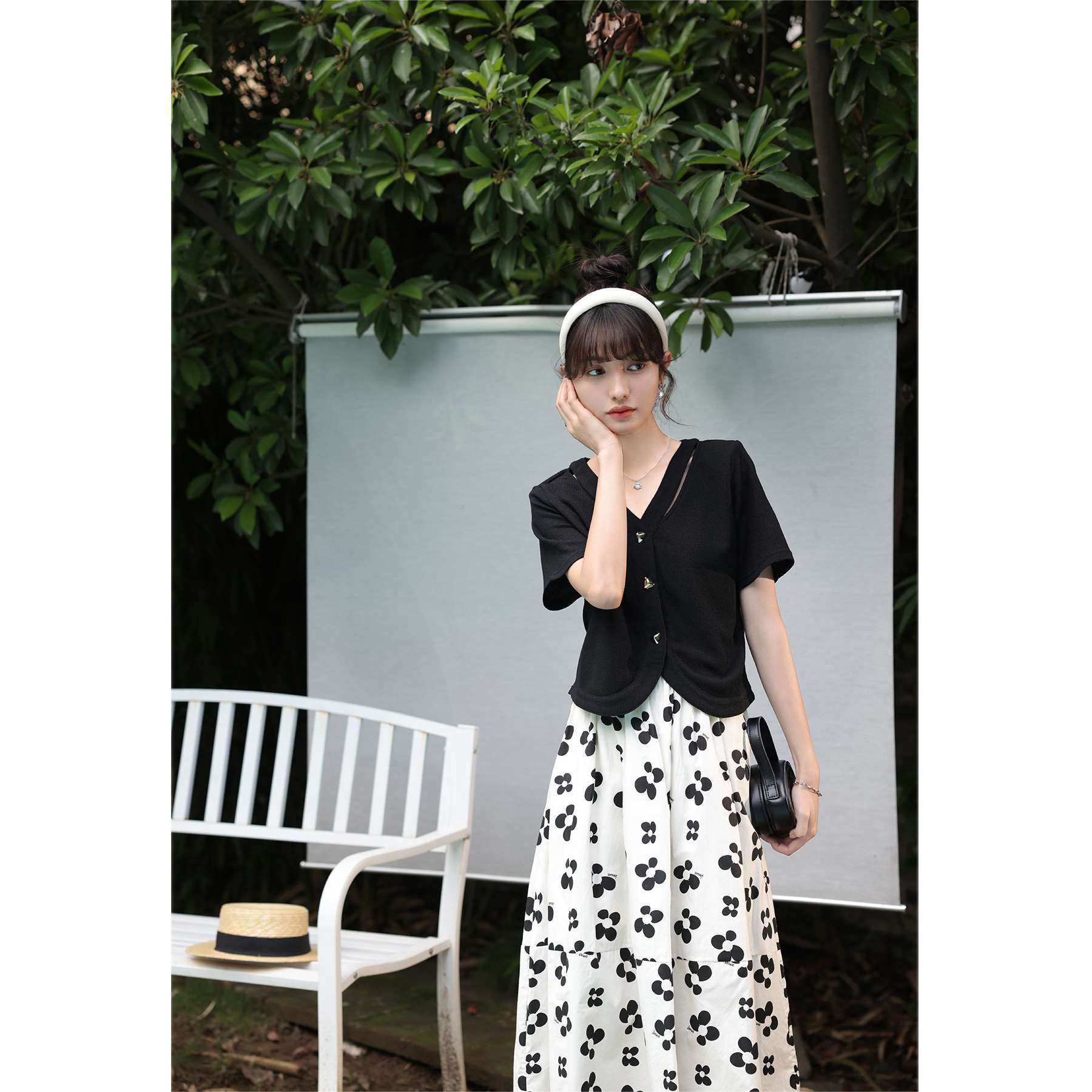 向南白色碎花高腰半身裙女2022年夏季新款百搭服饰包装