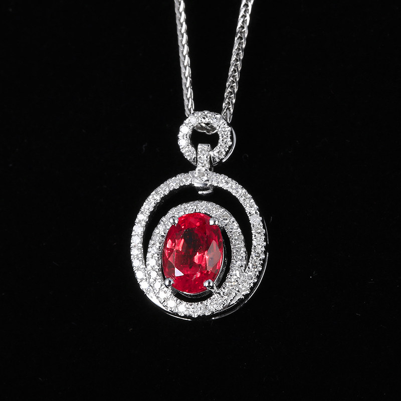 意禄珠宝09克拉缅甸红宝石吊坠女款18k白金镶嵌颈饰
