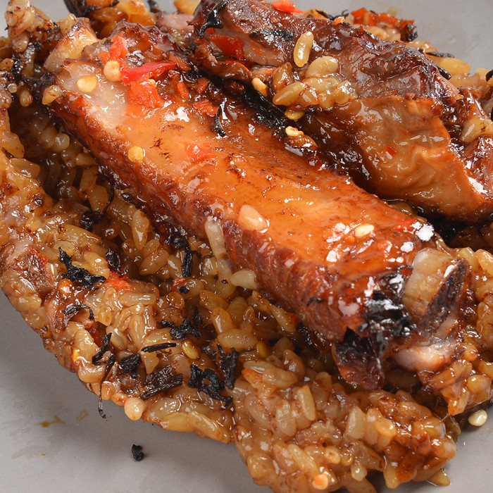 周小妮新鲜 微辣剁椒梅干菜排骨粽子手工现做方便早餐新鲜散装