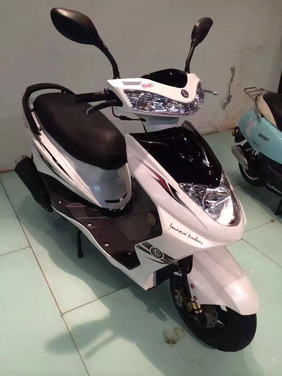 摩托车王野wy125t8c高配迅鹰踏板车助力车燃油车125cc摩托车整车