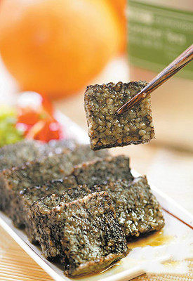 台湾香肠食品正宗米血猪血糯米美味糯米