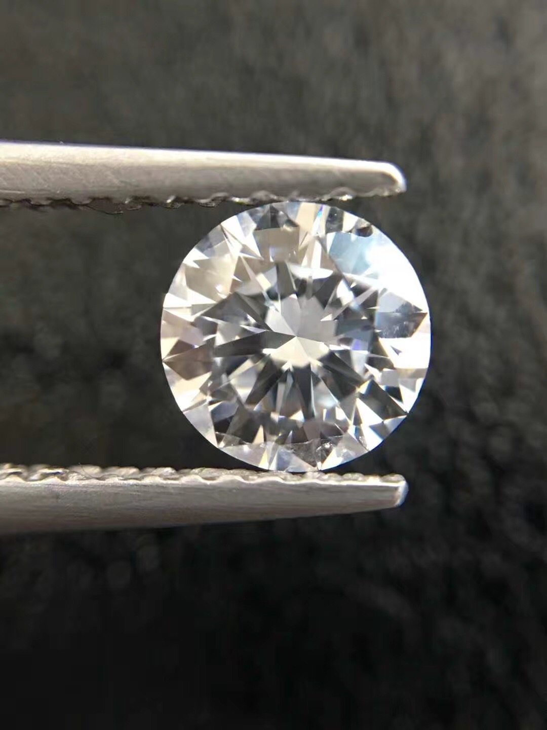 71分钻石gia裸钻vvs净度3ex完美切工火彩其他