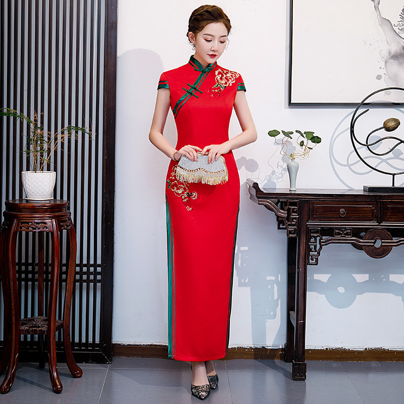 走秀旗袍2022新款长款迎宾改良礼仪团队表演中国风红色礼仪旗袍