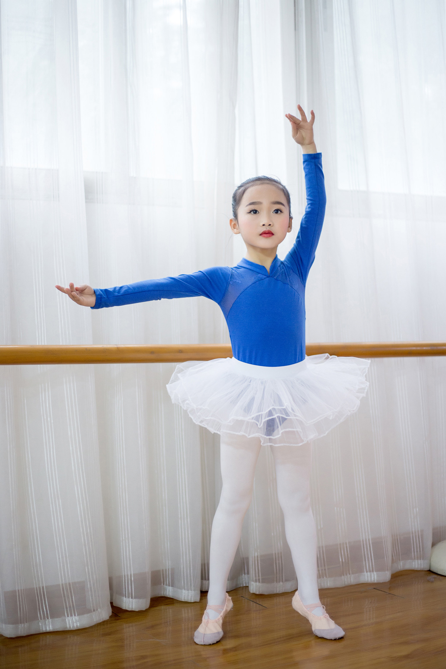 舞蹈新款儿童芭蕾芭蕾舞练功服蕾丝带印花女童儿童演出服