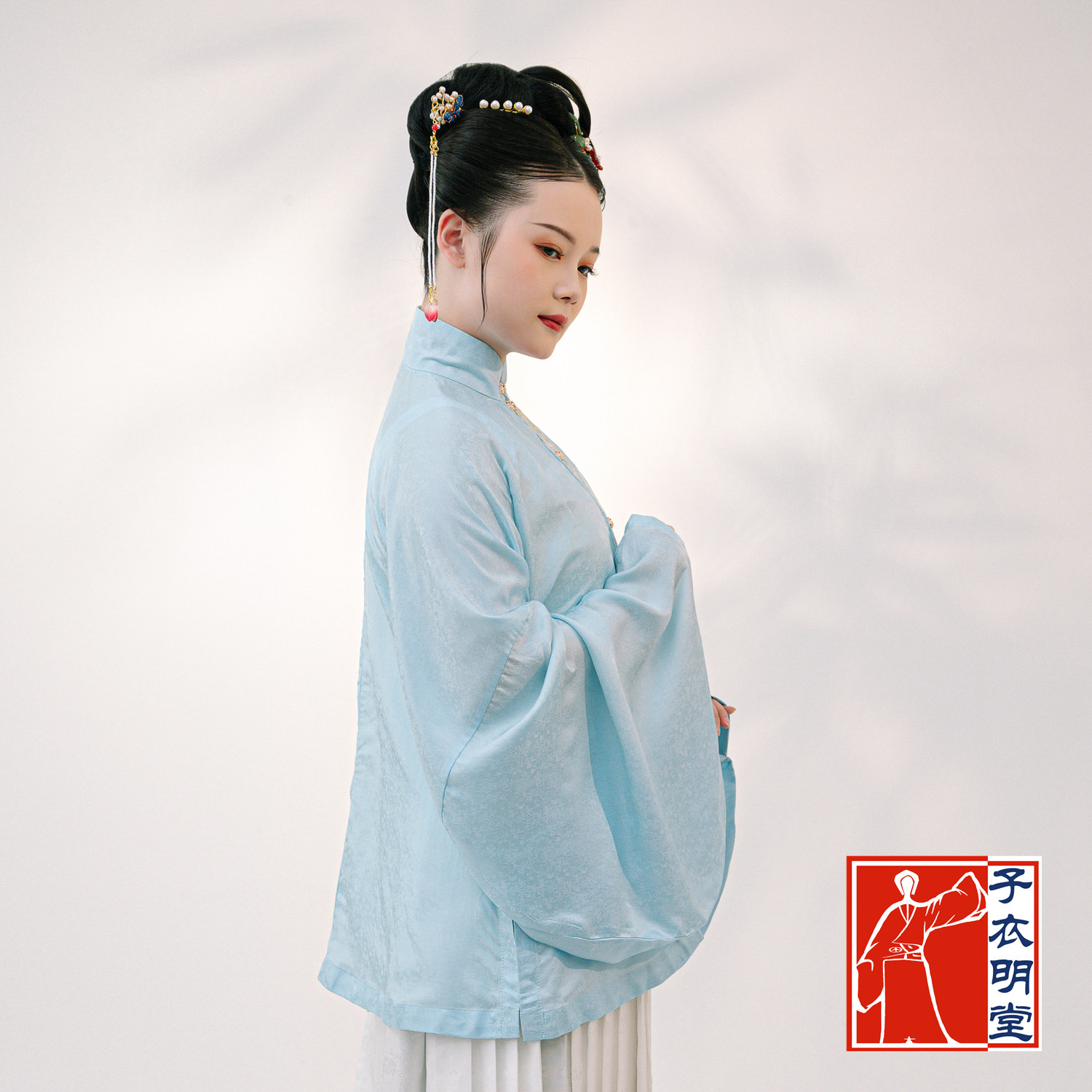 竖领量身绣花蚕丝春秋短衫对襟常服汉服折桂汉服