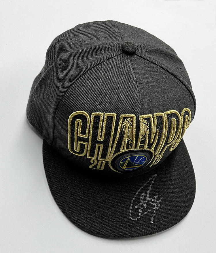 勇士2018总冠冠军库里亲笔签名帽子证书装裱文化