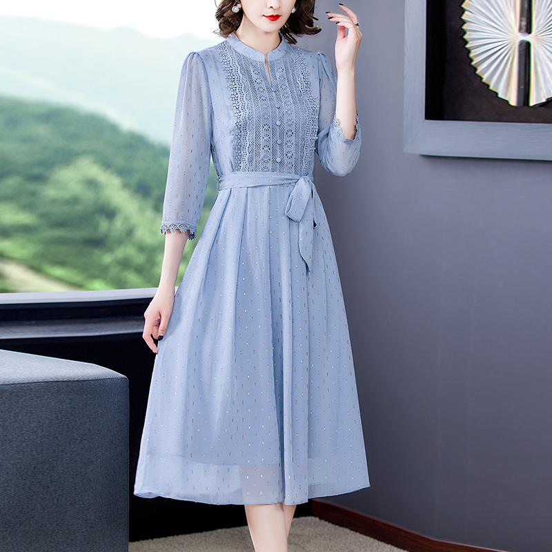连衣裙春款大码女装2022年新款妈妈高端气质收腰连衣裙