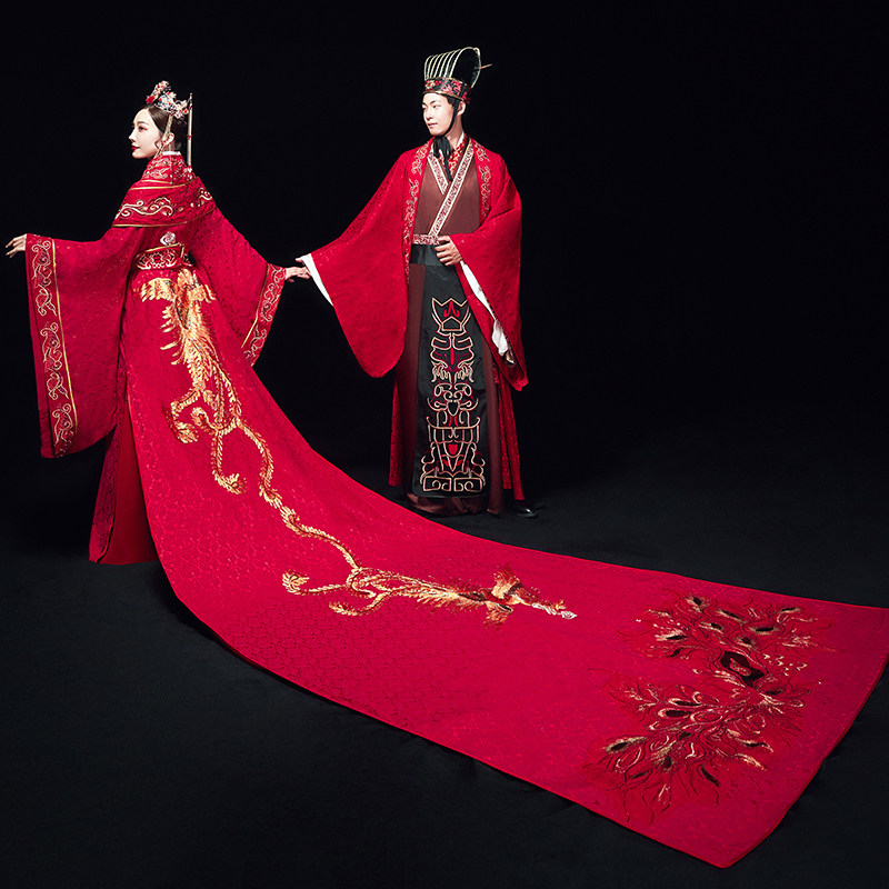 结婚汉服婚纱中式凤冠霞帔女古装嫁衣情侣拖尾秀禾服新娘2020新款