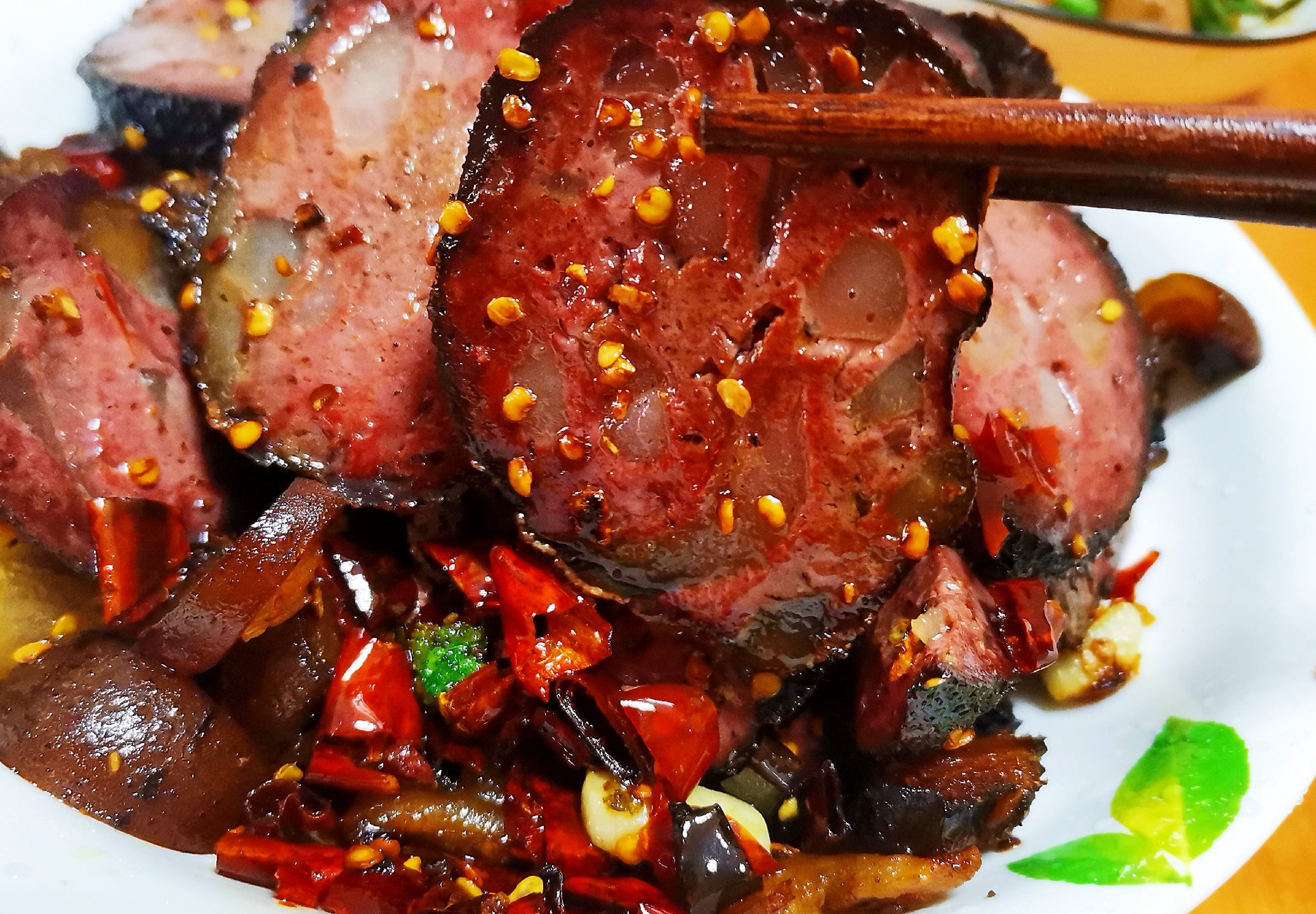 猪血丸子血粑豆腐湖南邵阳正宗特产农家烟熏豆腐干