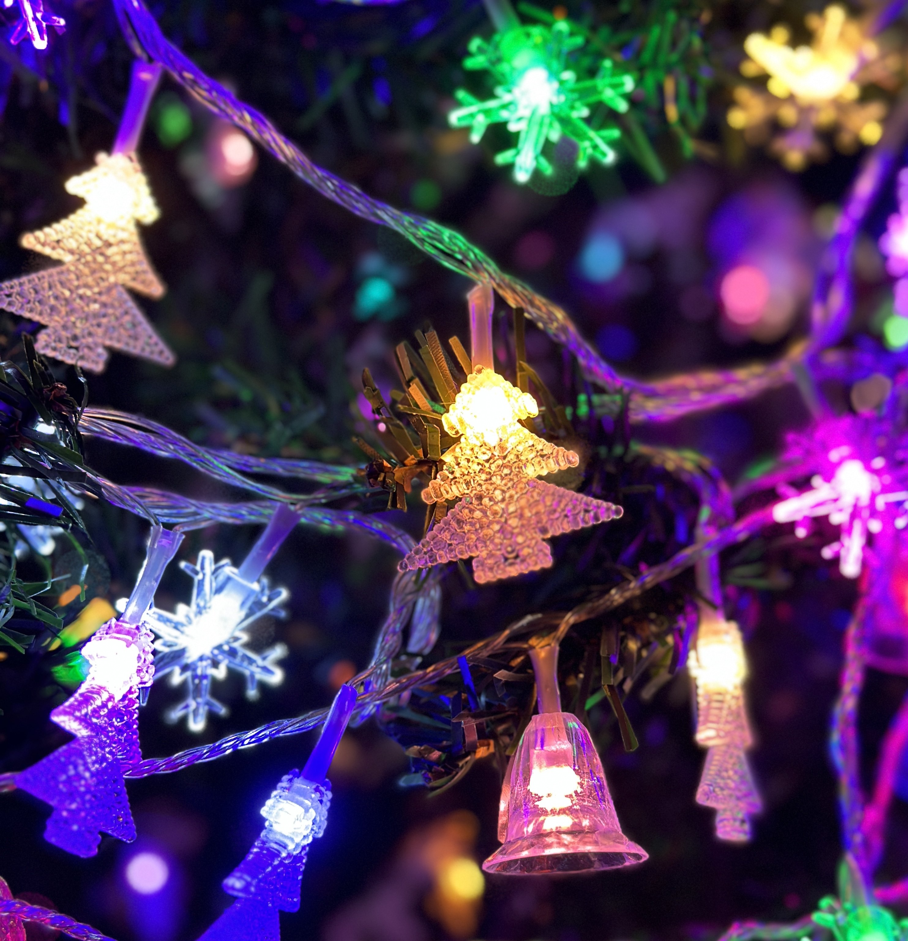 led圣诞节雪花圣诞树铃铛灯串节日彩灯闪灯房间装饰灯