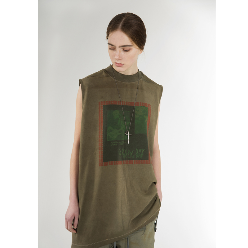 UNKNOWNWORLD SS19 染色做旧GREENDAY乐队印花街头美式脏绿背心潮