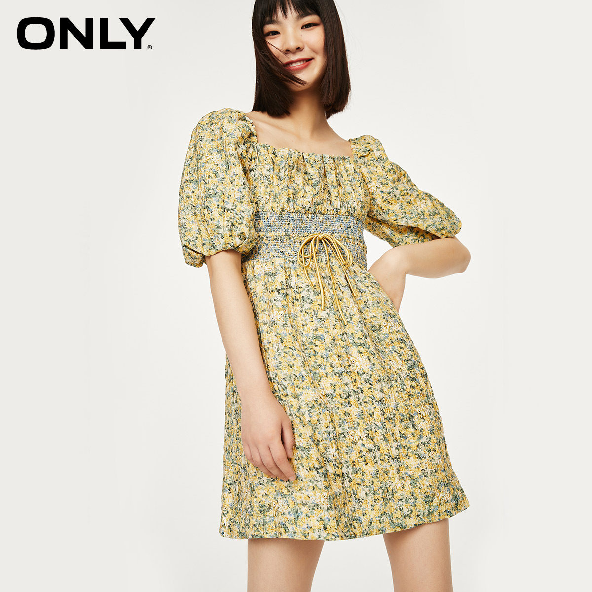 only2022春季新款收腰简约设计宽松短款连衣裙121207018连衣裙