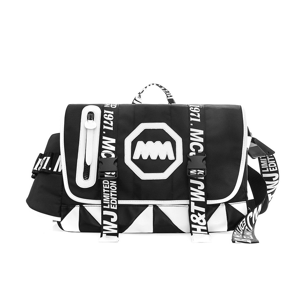 木村井泓时尚潮流街头斜挎包休闲运动邮差包单肩单肩320111通用款女包