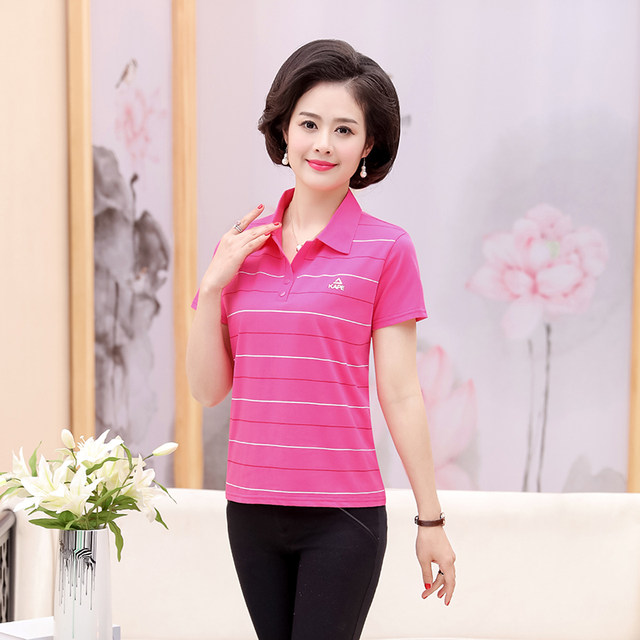 There are leading ladies summer short-sleeved middle-aged women's mothers wear cotton T-shirt middle-aged striped bottoming shirt There are leading ladies summer short-sleeved middle-aged women's mothers wear cotton T-shirt middle-aged striped bottoming shirt