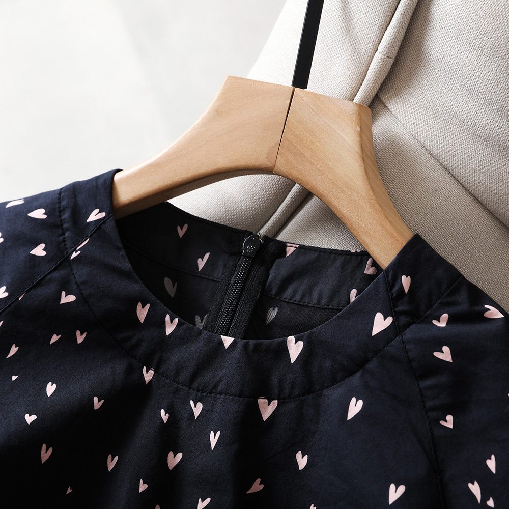 省钱快淘 女装 素笺2021春夏装新款圆领时尚洋气黑色泡泡袖连衣裙收腰