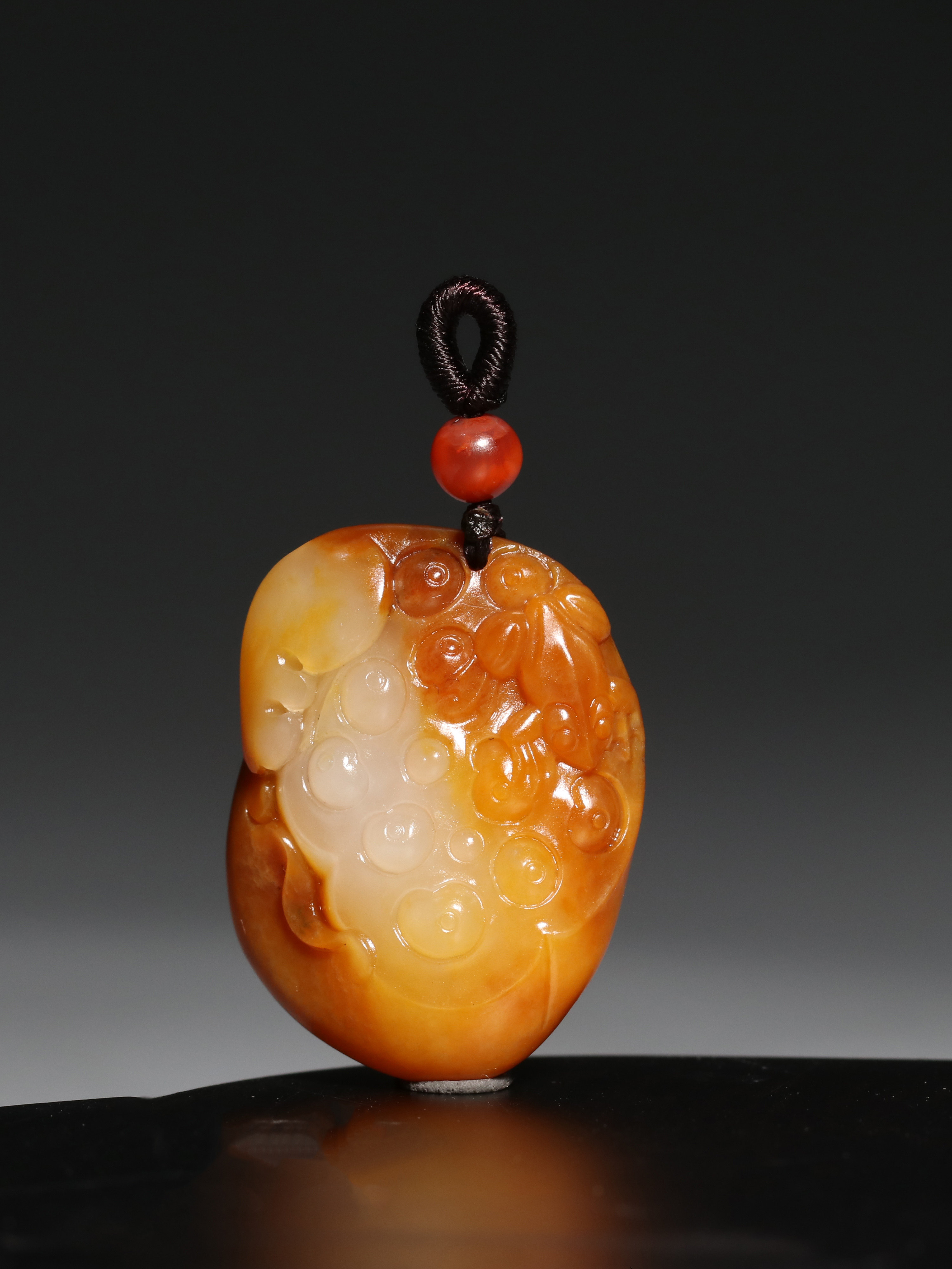 莲蓬吊坠惹石新疆和田玉籽黄沁青蛙女士挂件颈饰