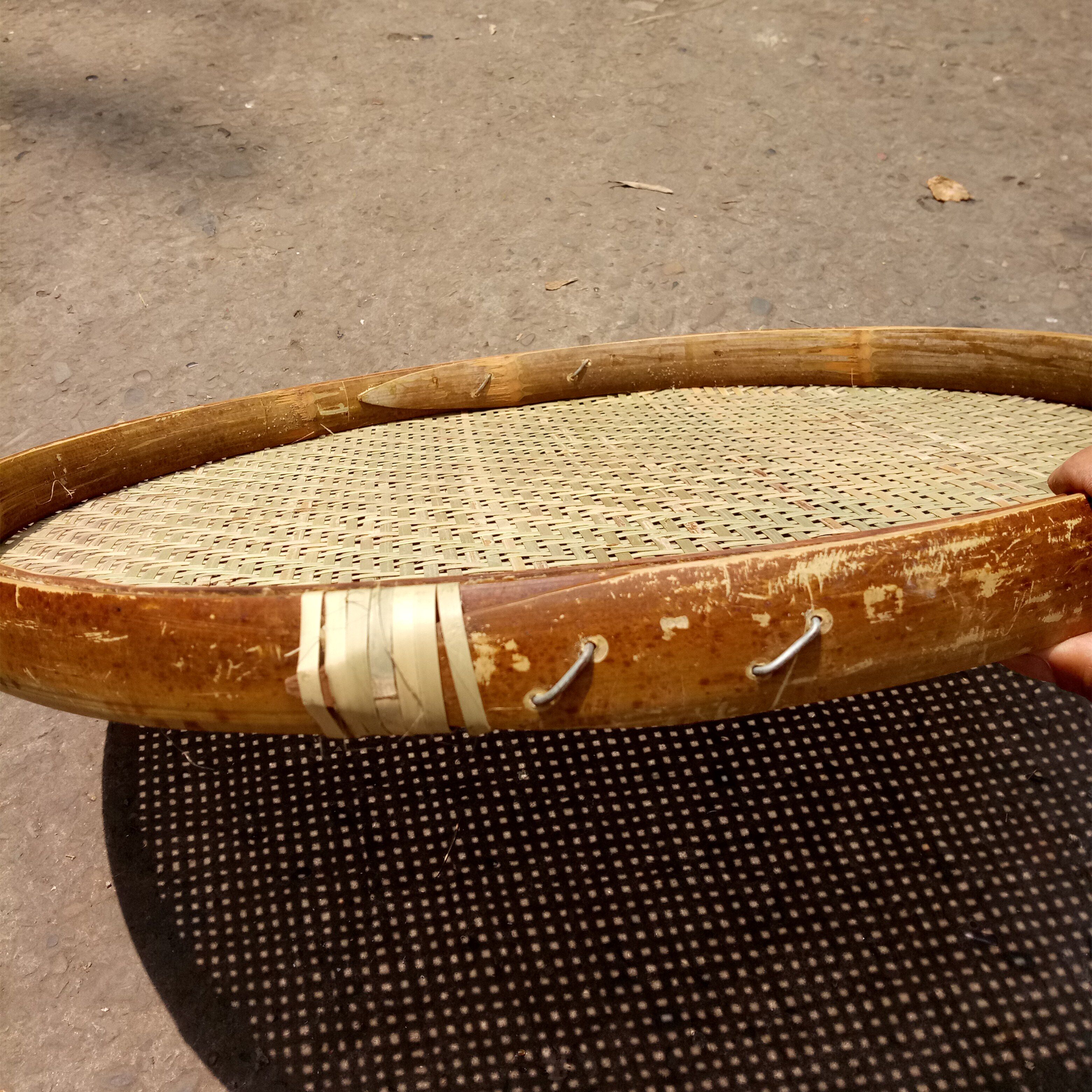 簸箕手工编织有孔无孔筛子家用竹编竹匾圆形竹编