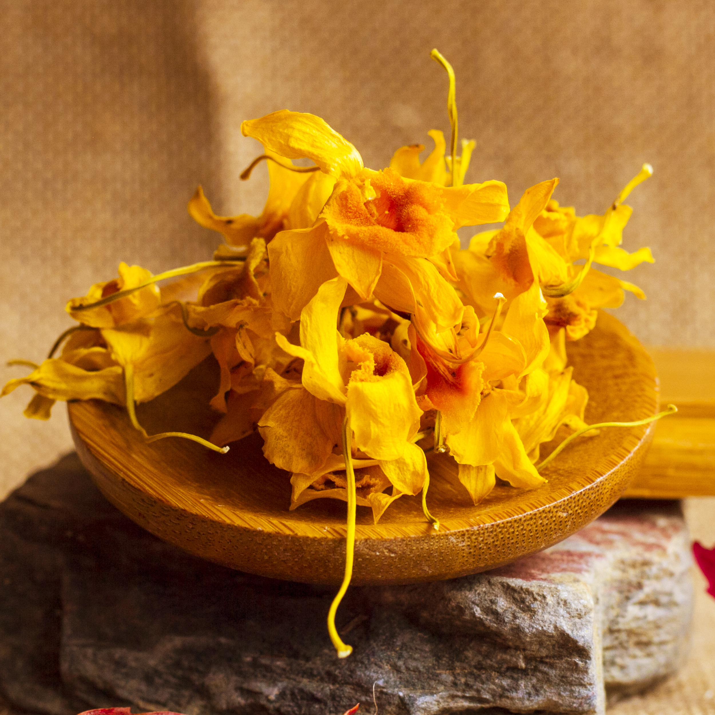 石斛鼓槌养生花茶原产地云南霍山花花茶礼盒装石斛