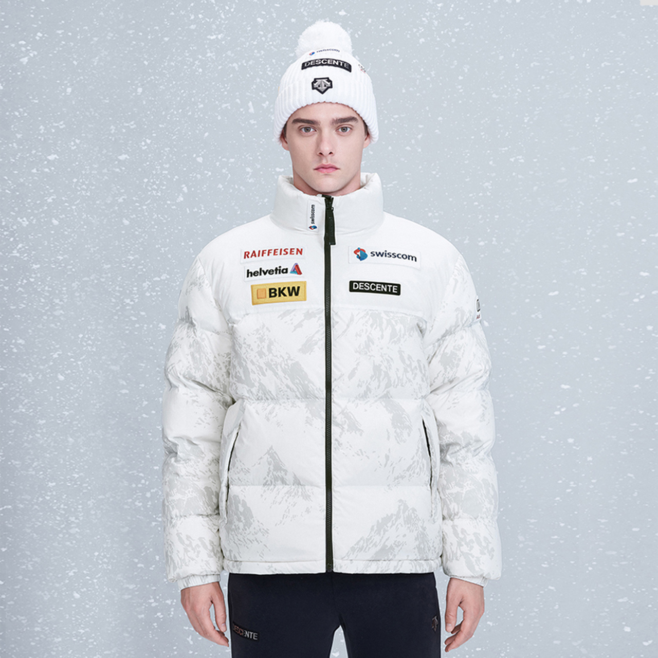 瑞士国家滑雪队合作 光转热羽绒服男女款 短款 descente迪桑特 - 爱购