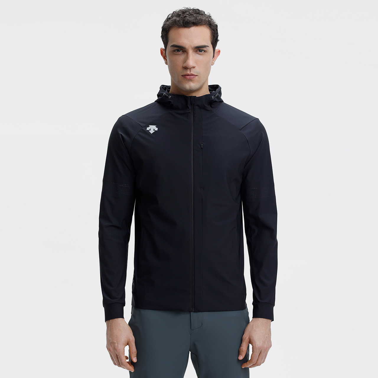 DESCENTE迪桑特 运动生活 男子针织运动外套 春夏轻薄跑步外套