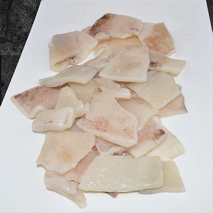 新鲜冷冻鱿鱼碎片20斤整箱水产海鲜冰冻边角料冷冻鱿鱼