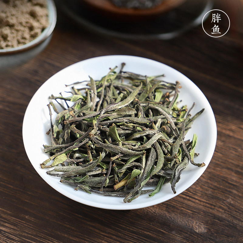 2021年春高山梅占特级白牡丹政和白茶清明罐装白牡丹