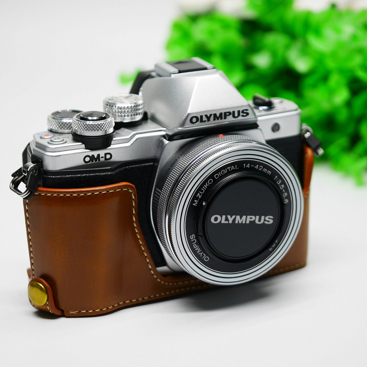 奥林巴斯em10ii微单相机皮套油皮底座半包em10三代数码相机包