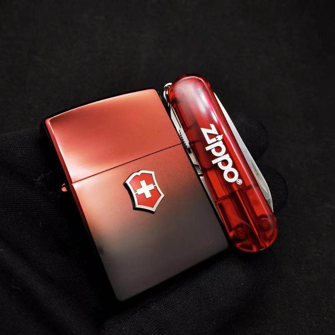 zippo防风打火机全新2000年瑞士军刀联名套装正品紫锋zippo