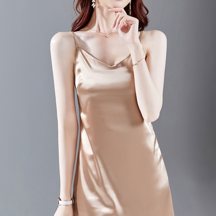 吊带夏冰丝裙子睡衣冰丝女装真丝小个子潮内新款背心吊带