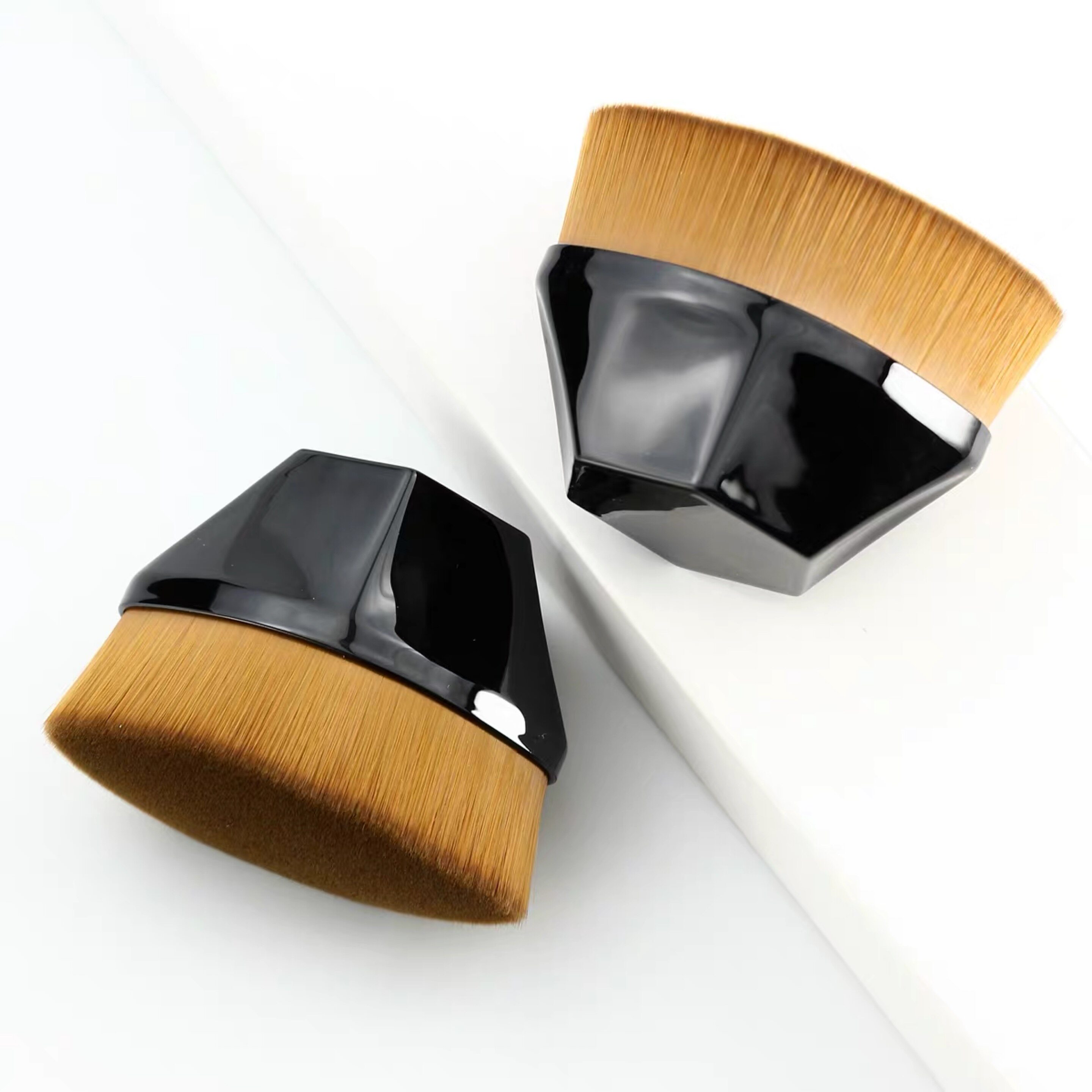 粉底55号魔术不吃花瓣无痕bb霜扁头刷粉底液化妆刷