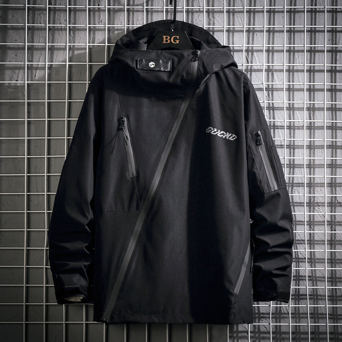 秋季冲锋衣男潮牌防风防水斜拉拉链外套机能夹克