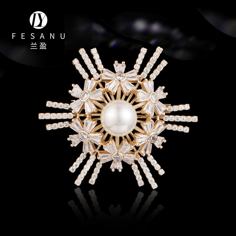 兰盈奥地利水晶胸针秋冬大衣别针时尚胸花毛衣胸针