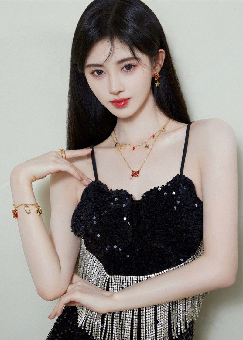 鞠婧祎同款礼服黑色名媛气质亮片性感流苏吊带连衣裙