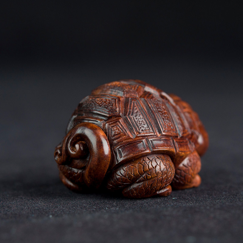 海南黄花梨龙龟手把男女随身实木手玩件老油梨湘摆件