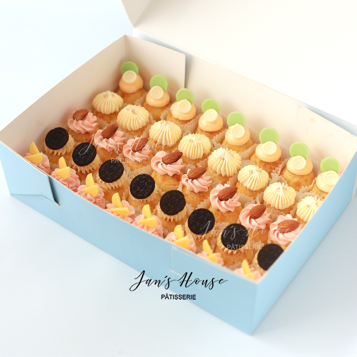 简屋迷你泡芙甜品台冷餐会茶歇小蛋糕生日宴会新鲜蛋糕