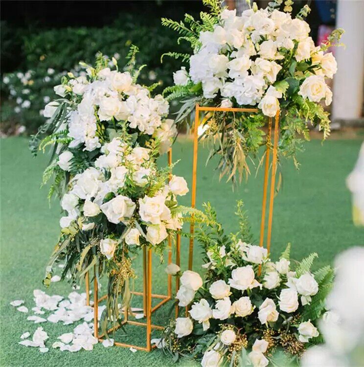 新款婚庆道具铁艺几何路引森系婚礼花艺橱窗装饰迎宾摆件方框路引