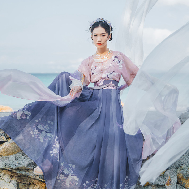 汉尚华莲hzq066舞鹤赋齐腰坦领衫裙汉服