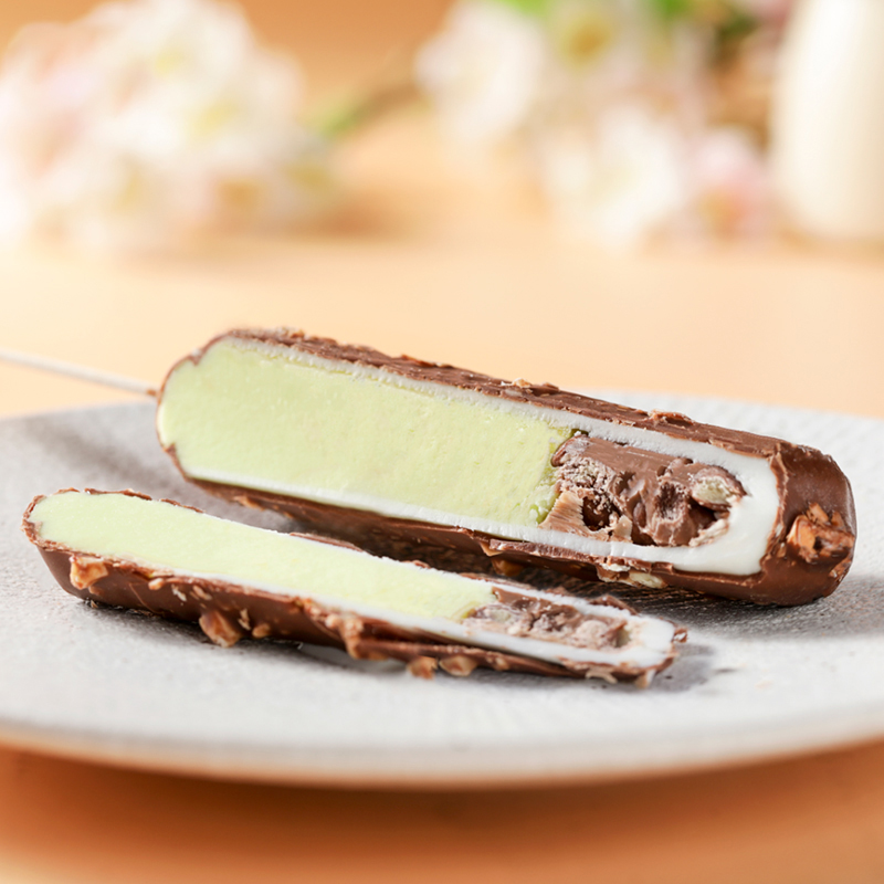 伊利巧乐兹雪糕巧榛橘榛子脆皮冷饮