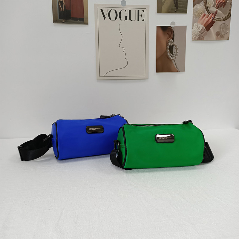 小众流行牛津布运动圆筒包女斜挎2022新款夏季通用款女包