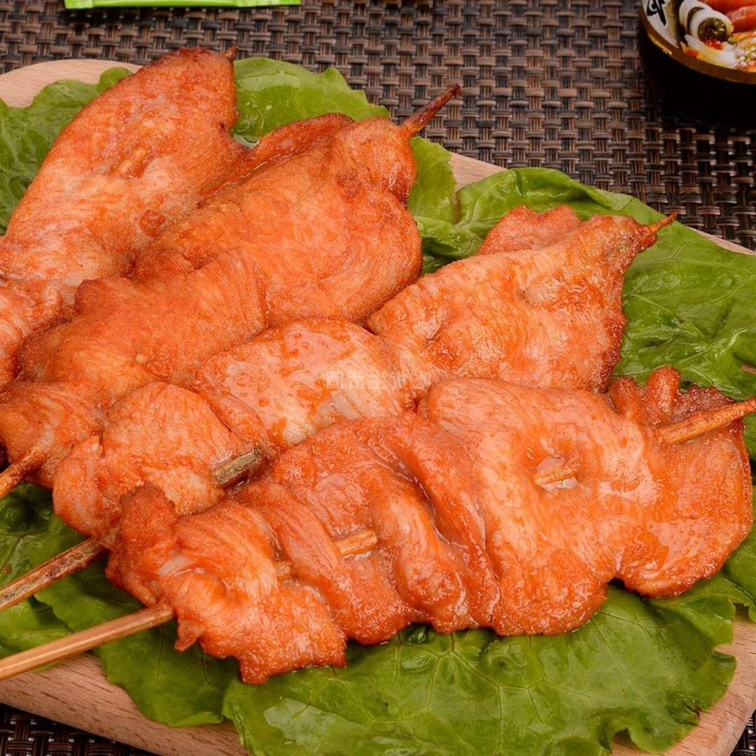 铁板里脊肉串大片鸡肉鸡胸肉片烧烤食材手抓饼鸡肉丸
