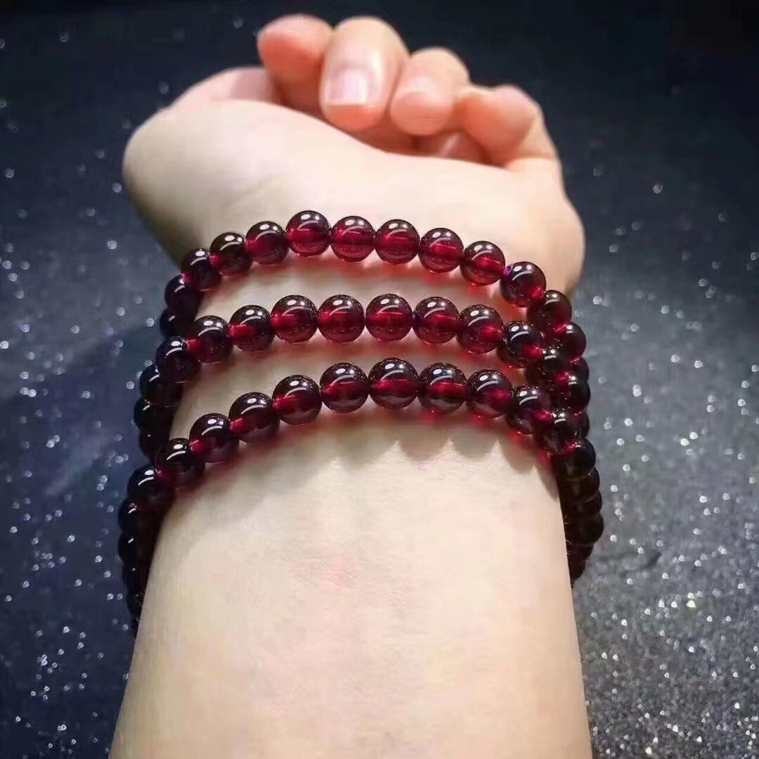 特纯无暇玻璃体6mm珠子莫桑比克酒红石榴石三圈手链手链