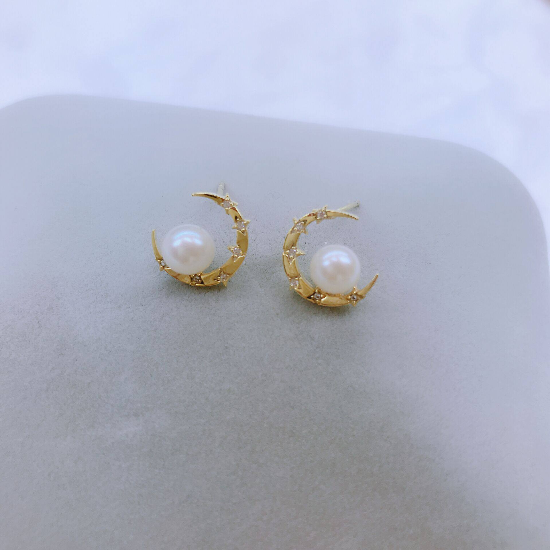 月亮珍珠耳钉耳环透粉无暇正圆亮光淡水媲美耳饰