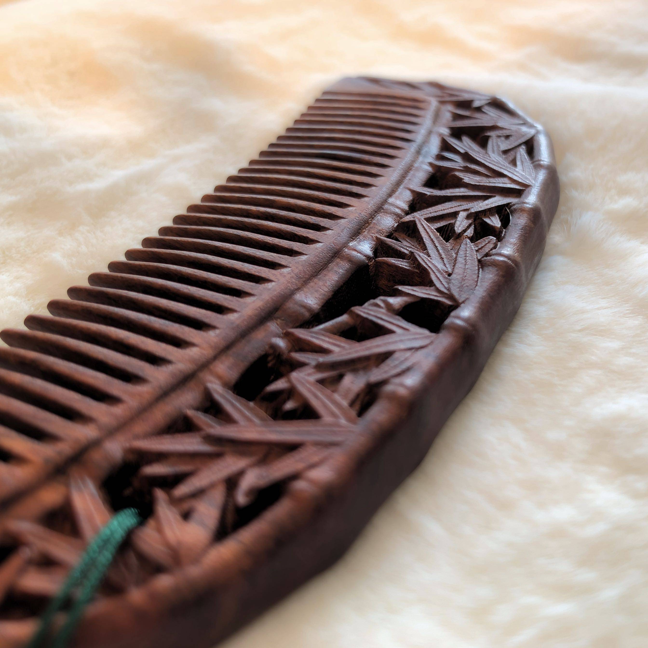 中式古风匠心红雕雕刻竹子同事送礼随身自家梳子