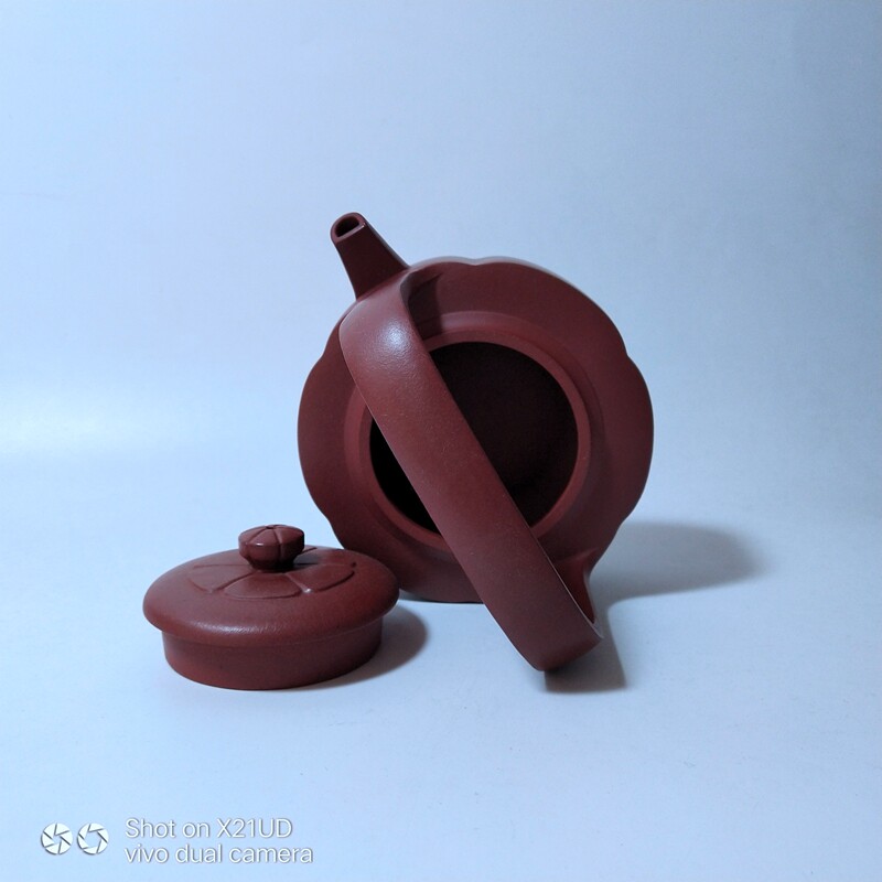 宜兴紫砂二厂九十年代精品茶壶吴同芬早期作品290cc梅花茶壶