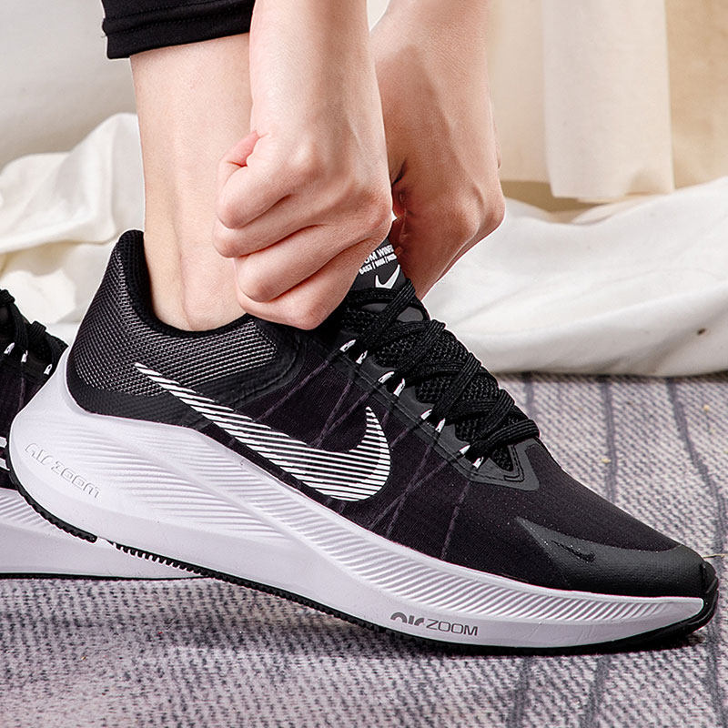 nike耐克女鞋官方旗舰店正品运动鞋春季新款zoom气垫跑步鞋