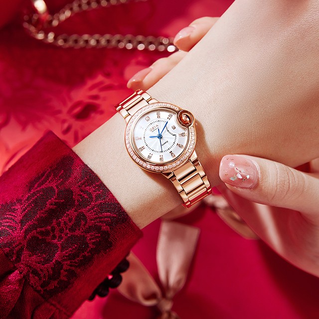 格雅新品璀璨人生系列真钻镶嵌蓝晶石防水女士腕表国产腕表