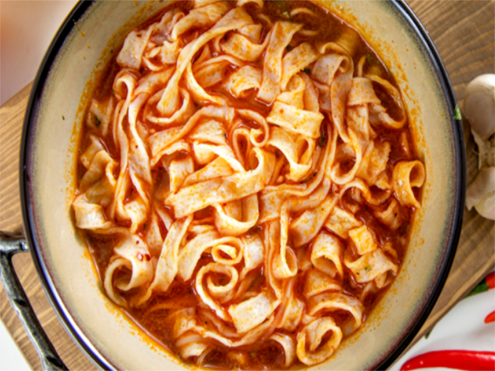 大热汤面皮儿牛肉味非油炸方便面速食泡面袋装方便面